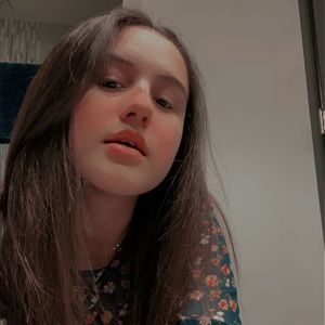 Meet your Posher, Cecilia